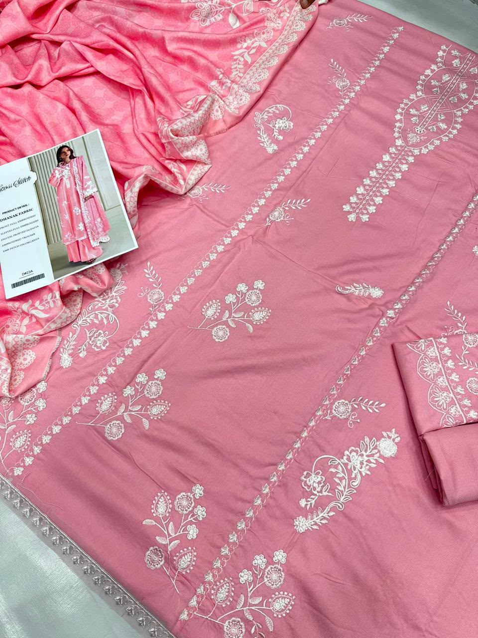 Dhanak embroidered 3-piece unstitched suit Design 15, product photo