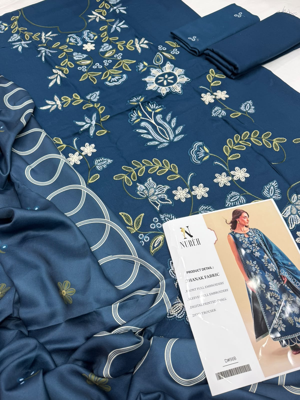 Dhanak embroidered 3-piece unstitched suit Design 31, product photo